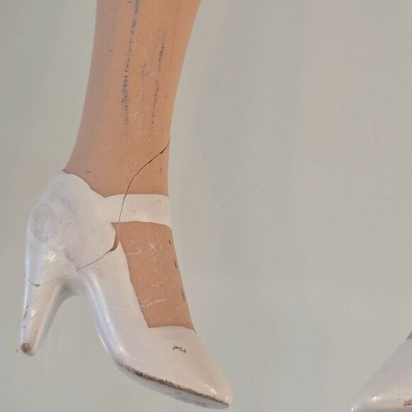 5 Piece Lot of Porcelain Doll Parts Head Arms Legs As Is - Picture 7 of 7